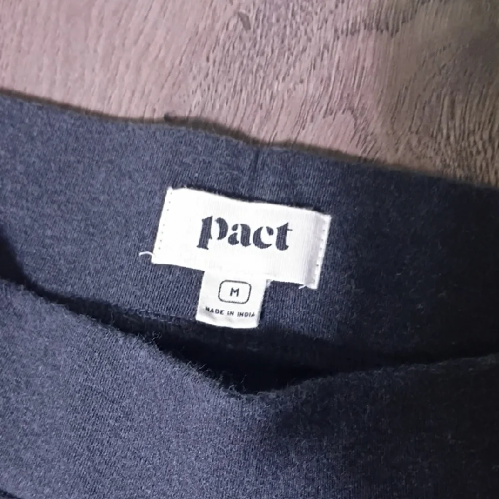 Pact Grey Ankle Pants 100% Organic Cotton‎